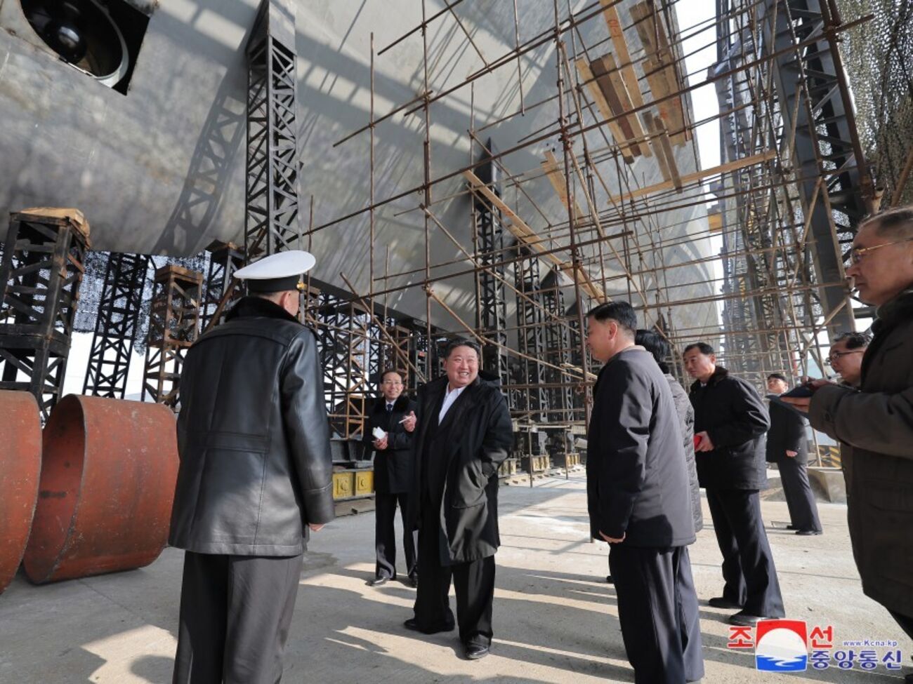 Кім Чен Ин відвідав суднобудівні верфі
