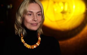 Попова отмечала, что в 2022 году начала химиотерапию