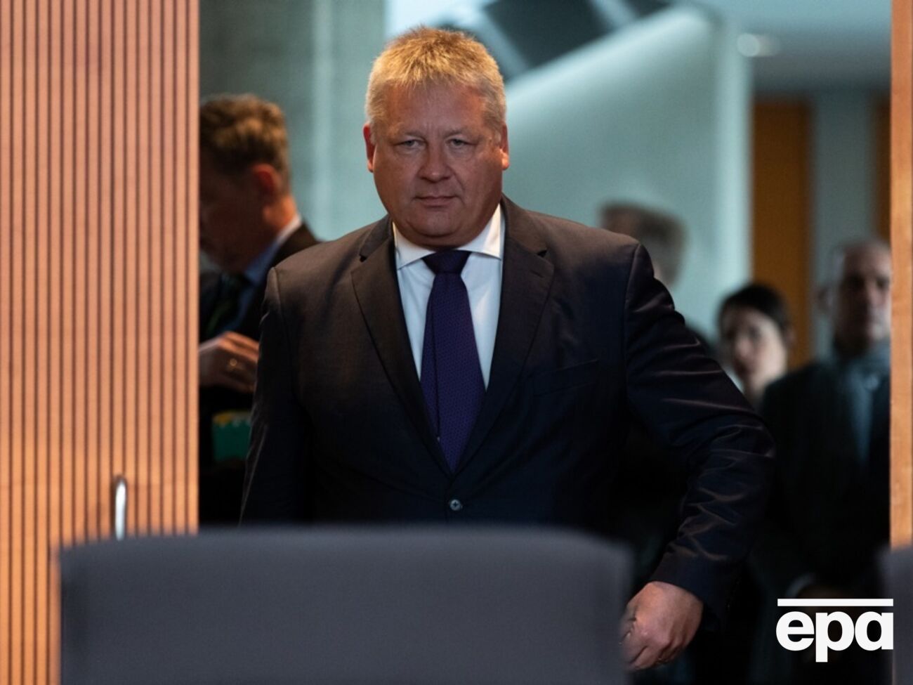 Каль висловив стурбованість через поточну геополітичну ситуацію, зокрема через наслідки зближення США з РФ