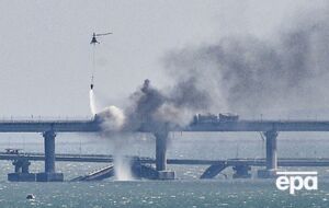 Унаслідок перших двох ударів російські військові не можуть перевозити важкі вагони через міст