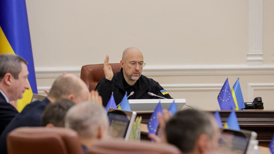 Средства будут направлены на восстановление водопроводов и канализации и приведение их к современным стандартам, информирует Шмыгаль