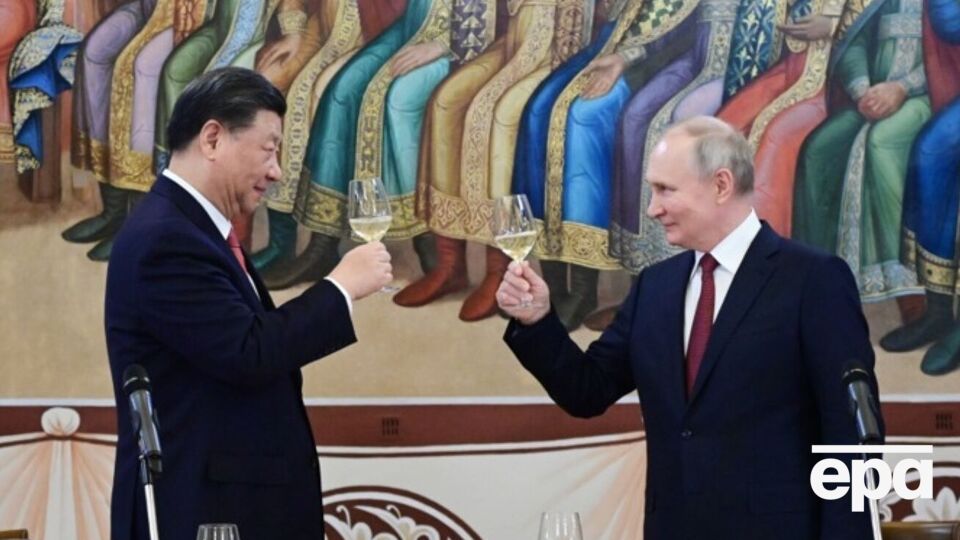 Путін пообіцяв китайцям організувати "насичену програму"