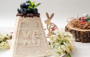 Паска имеет муссовую консистенцию