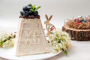 Паска має мусову консистенцію