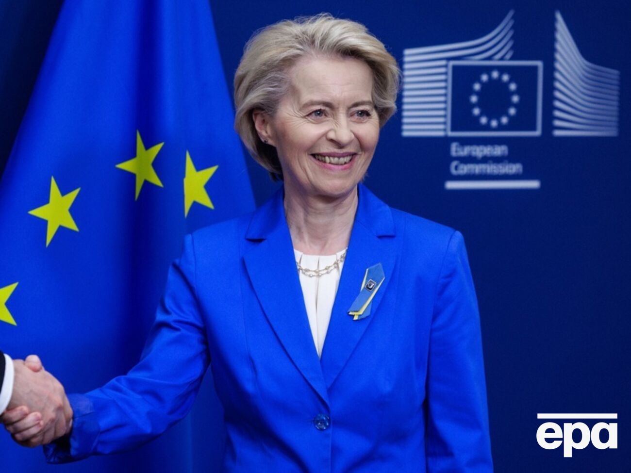 По словам фон дер Ляйен, если переговоры с США не будут "успешными", то ЕС введет пошлины на товары из США