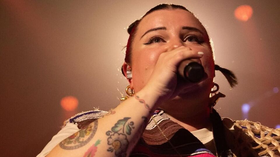 Публично alyona alyona заявление Бутурлакина о своем концерте не комментировала