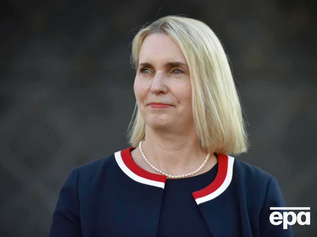 СМИ пишет, что увольнение Бринк связано "с необычным сочетанием личных и политических проблем"