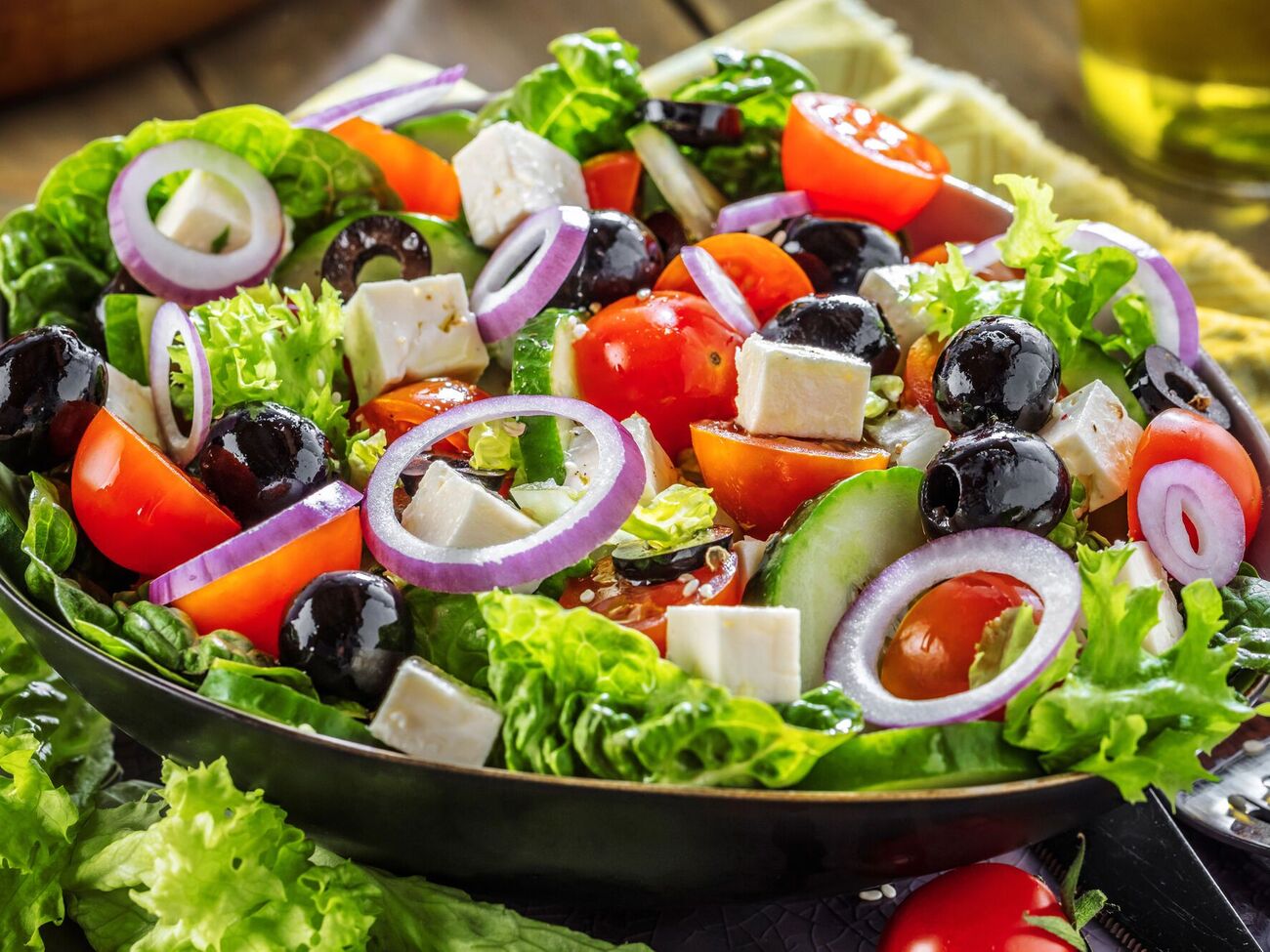 Греческий салат полезный и очень вкусный