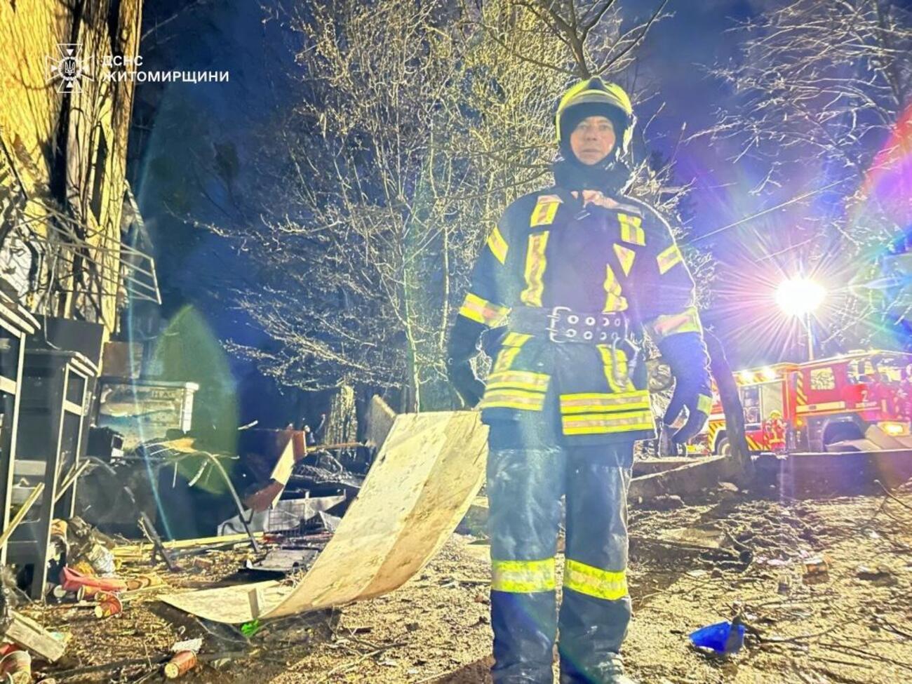 За повідомленням ОВА, пошкоджено щонайменше п'ять будинків