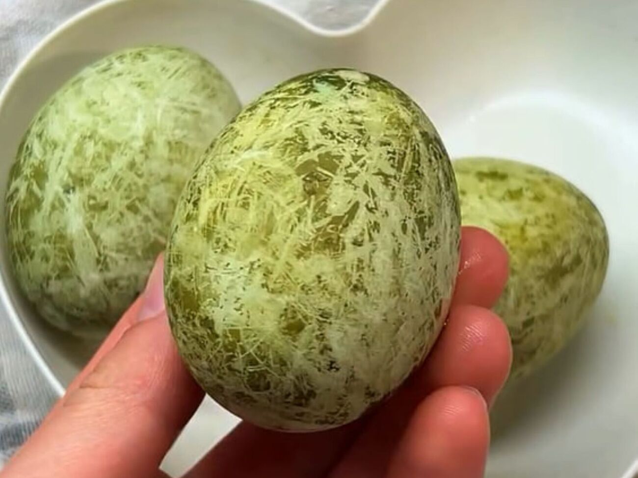 Яйця мають залишатися в настої 12 годин