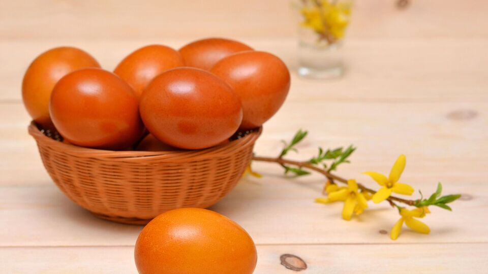Яйця можна пофарбувати без хімічних барвників