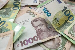 НБУ встановив рекордний курс євро до гривні