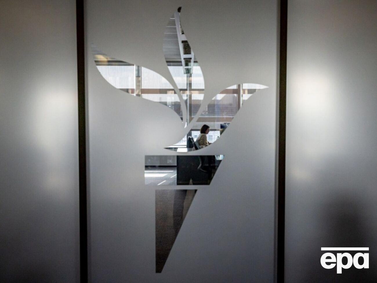 Українська редакція "Радіо Свобода" повідомила про скорочення мовлення