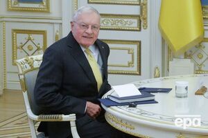 Келлог припустив, що російські війська можуть контролювати частину сходу, а франко-британські сили можуть розмістити на захід від річки Дніпро