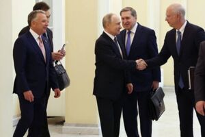 У Білому домі вважають зустріч Віткоффа й Путіна "ще одним кроком до припинення вогню" у війні Росії проти України