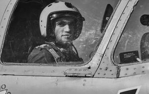 Пилот также посмертно удостоен ордена "Золотая Звезда"