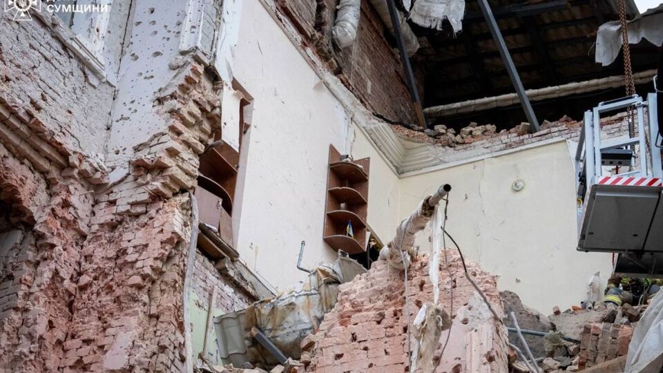 Станом на 18.00 відомо про 34 загиблих і 117 постраждалих людей