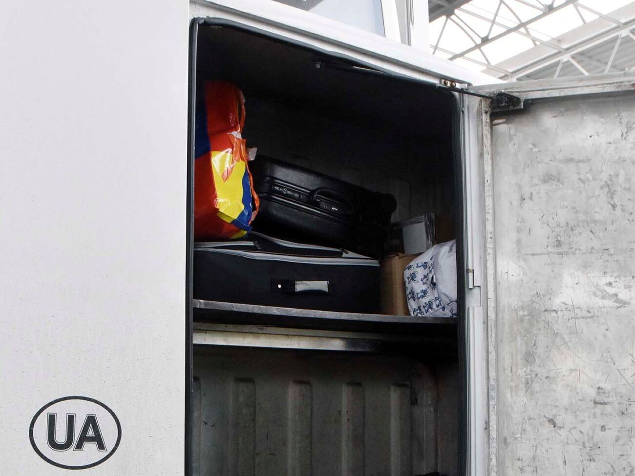 За словами водіїв, вони не знали про вміст пакунку