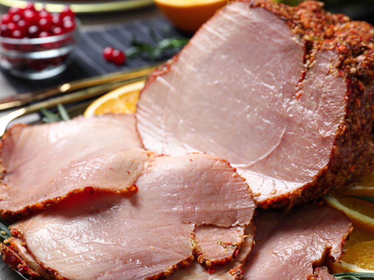 Для м’яса вам знадобиться 14 зубчиків часнику