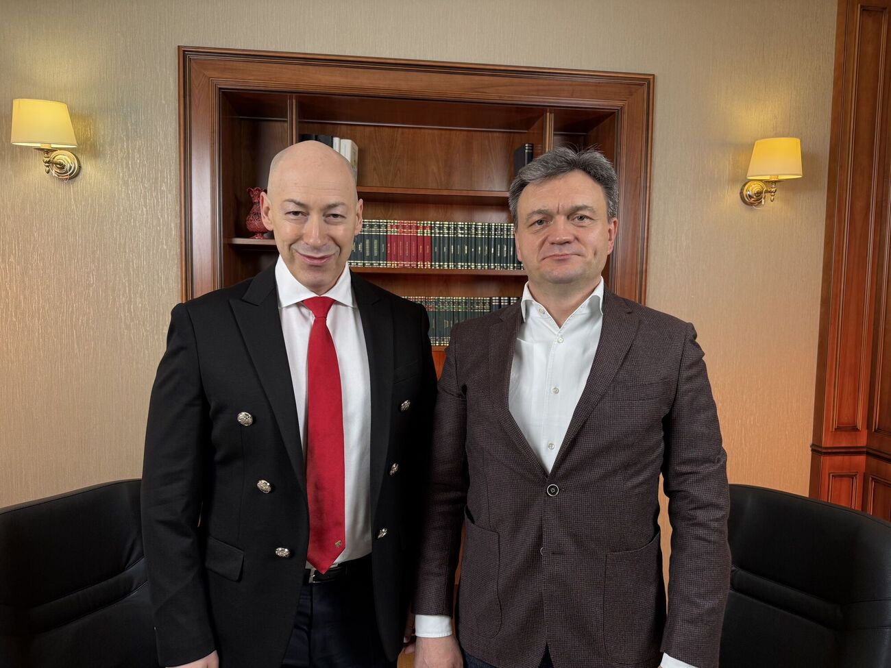 Гордон записал интервью с Речаном, который с 2023 года возглавляет правительство Молдовы