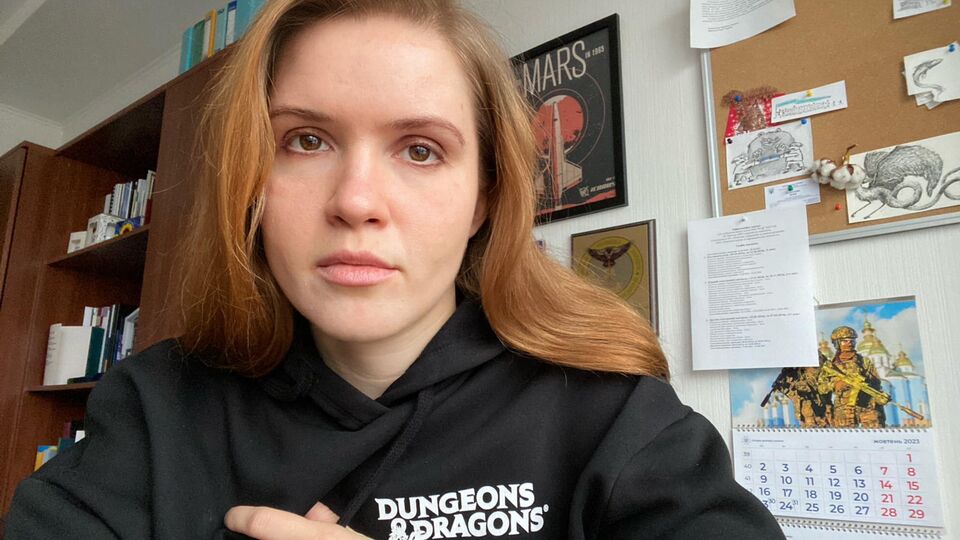 Про "скупчення військових" Безугла писала вже після удару по Сумах