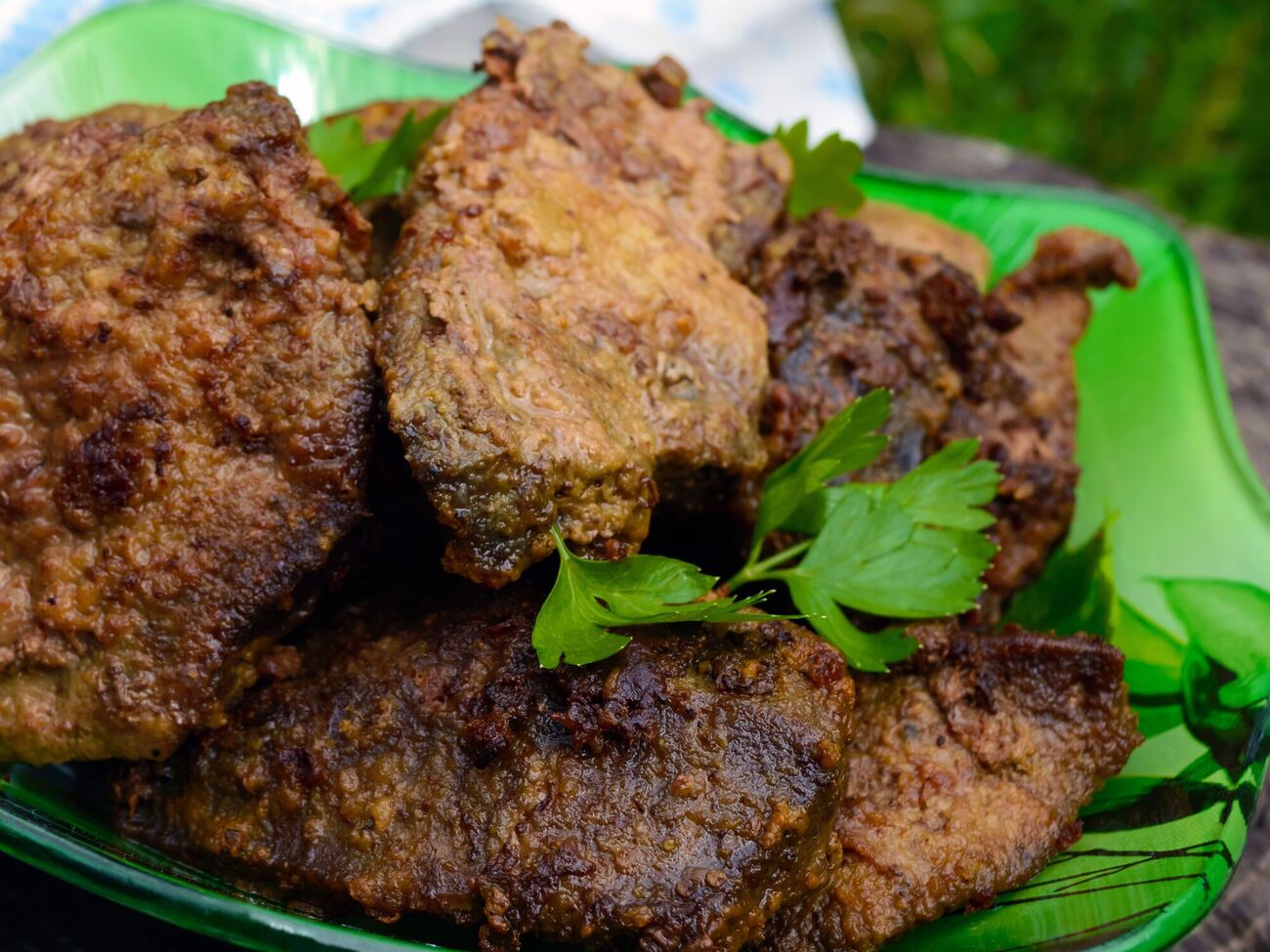 Даже пережареную печень можно сделать вкусной