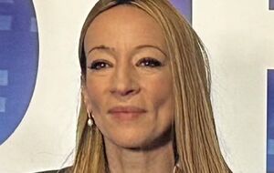 Ламберт закликала ініціювати аудит усіх благодійних фондів, пов'язаних із Лубінцем