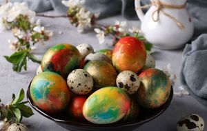 Мармуровий візерунок можна створити за допомогою кількох кольорів