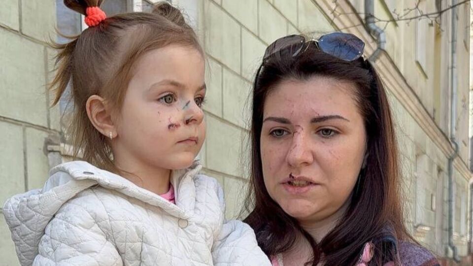 По словам Татьяны, она корит себя за то, что поехала с дочерью во время тревоги