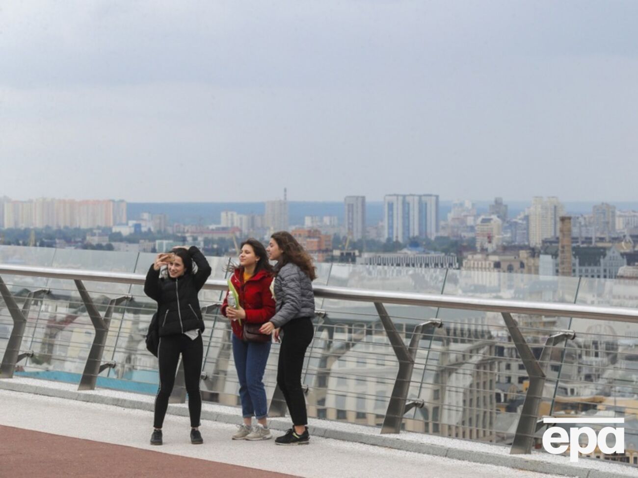 В Киеве воздух прогреется до +14...+16 °С