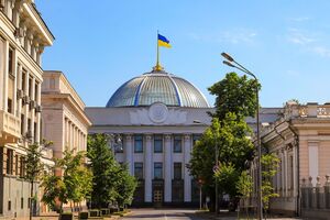 Рада в очередной раз продлила военное положение