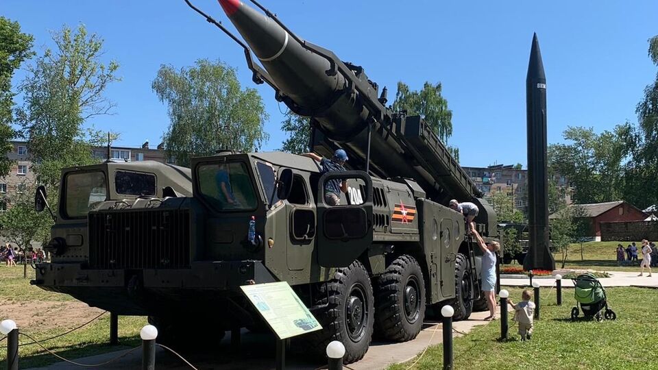 112-я гвардейская ракетная бригада вооружена комплексами "Искандер"