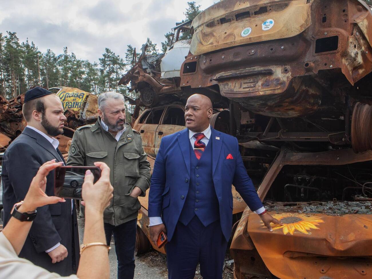 Бернс: Во имя человечности, а не политики, я стою с тобой, Украина
