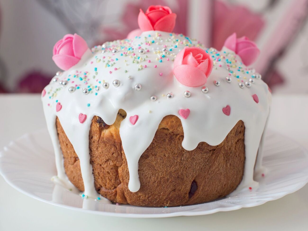 Із паски, яка почала черствіти, можна зробити грінки й панірувальну крихту для здоби