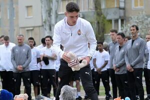 ФК "Шахтер": Соперничество – только на поле