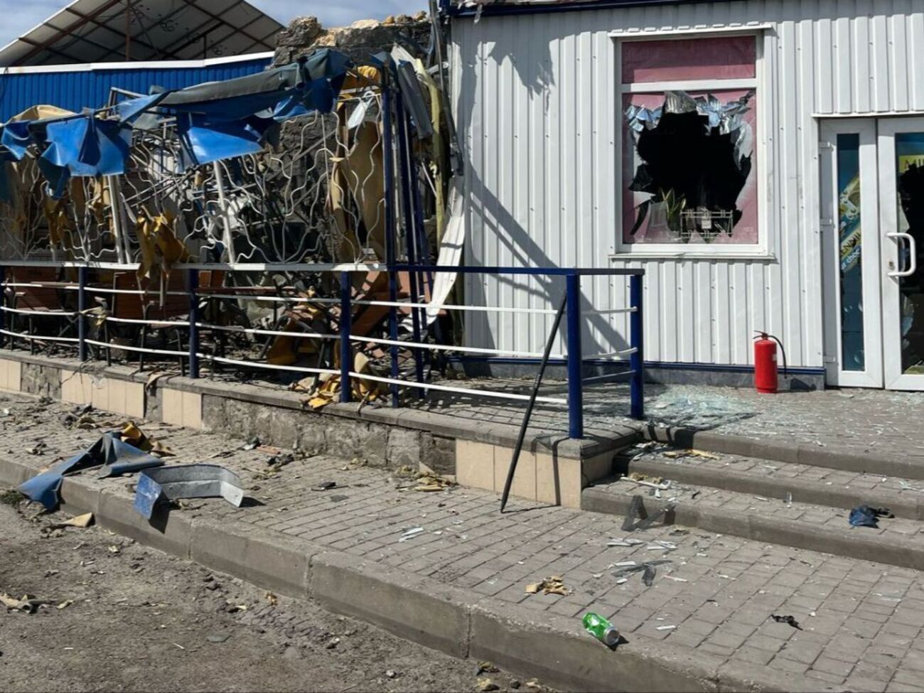 Враг регулярно атакует Никопольский район