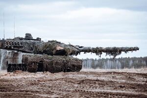 У пакет входять боєприпаси для танків Leopard 2, три колісні артустановки Zuzana 2 тощо