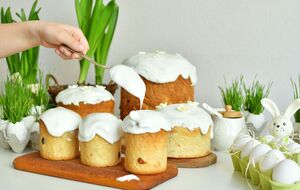 Глазур за цим рецептом тримає форму