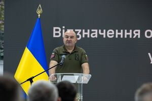 По словам министра обороны, Гаврилюк останется "частью команды"