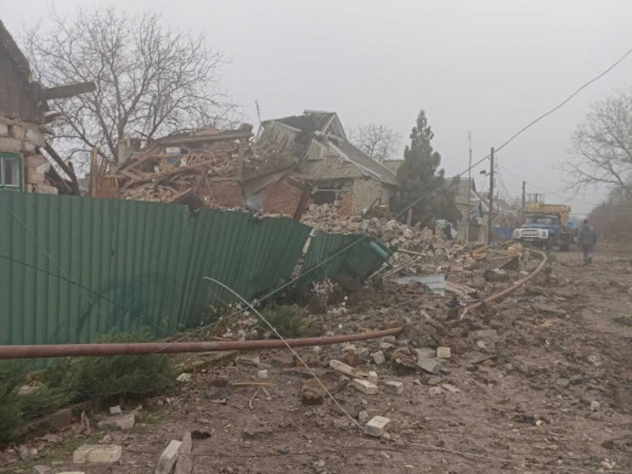 В некоторых населенных пунктах, приближенных к зоне боевых действий, энергетики ДТЭК возвращали свет уже десятки раз