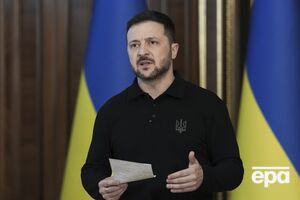 По словам Зеленского, для миллионов украинцев Пасха – один из самых больших праздников, и миллионы будут идти в церкви, из которых некоторые разрушены или повреждены