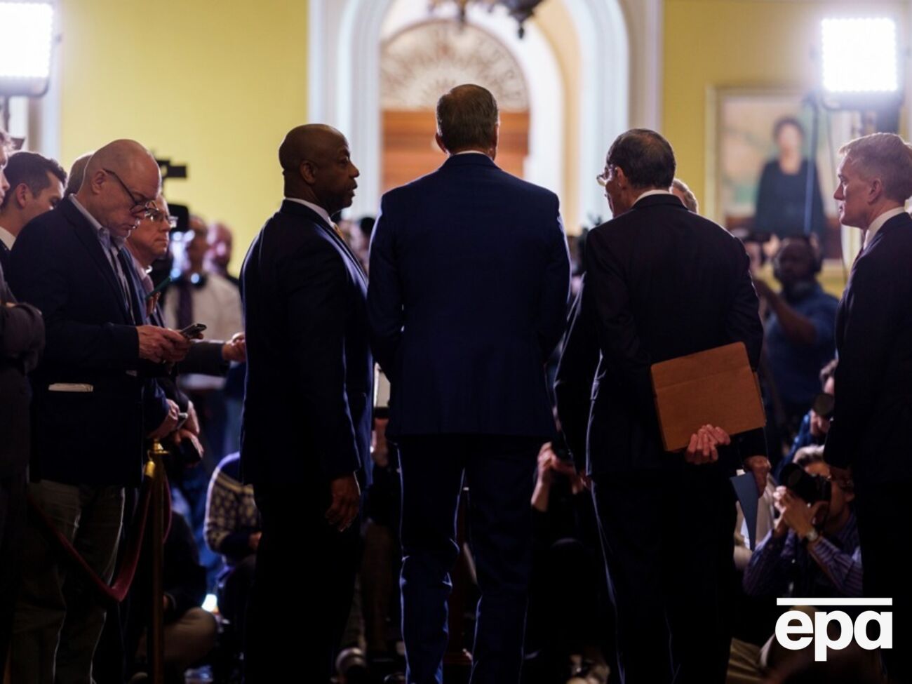 Санкции для РФ получили преимущественную поддержку сенаторов обеих партий, поэтому они будут поддержаны при вынесении на голосование