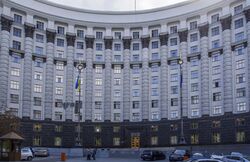 Кабмін вніс зміни у бронювання працівників