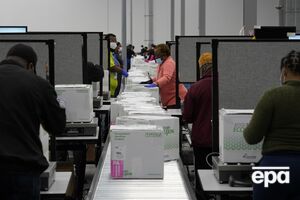 По данным Reuters, увольнения коснутся около 10 тыс. сотрудников учреждений сферы здравоохранения США