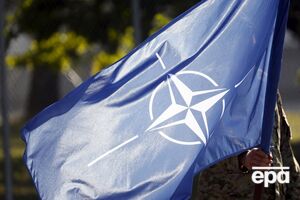 За даними медіа, зараз США ведуть переговори з РФ і Україною про встановлення миру, тому дискусії на тему НАТО – Росія "припинили"