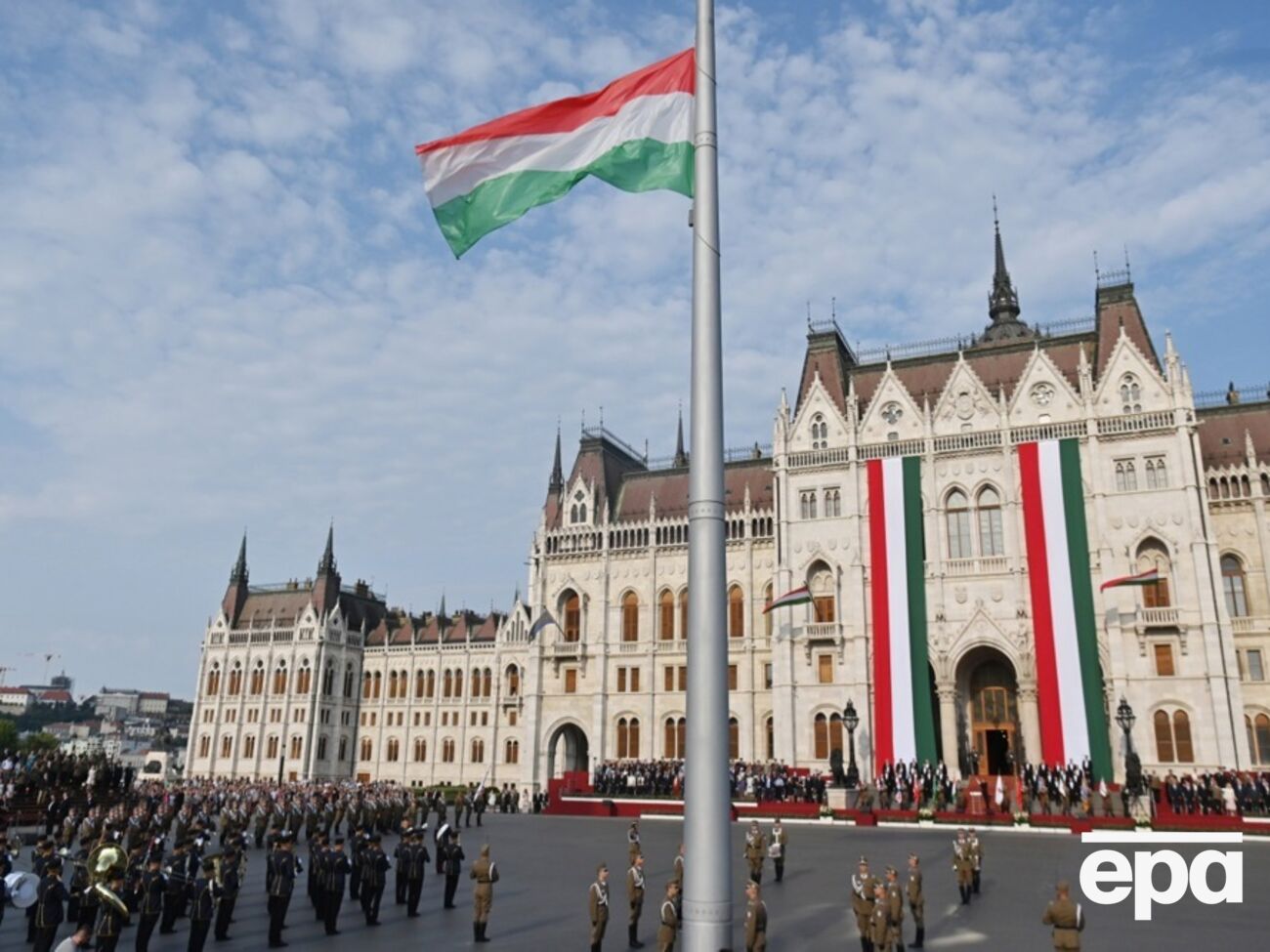 Szabad Europa дізналася подробиці процедури виходу Угорщини з МКС