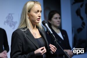 Мельникова перестала виходити на зв'язок