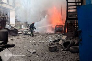 На месте прилета вспыхнул пожар