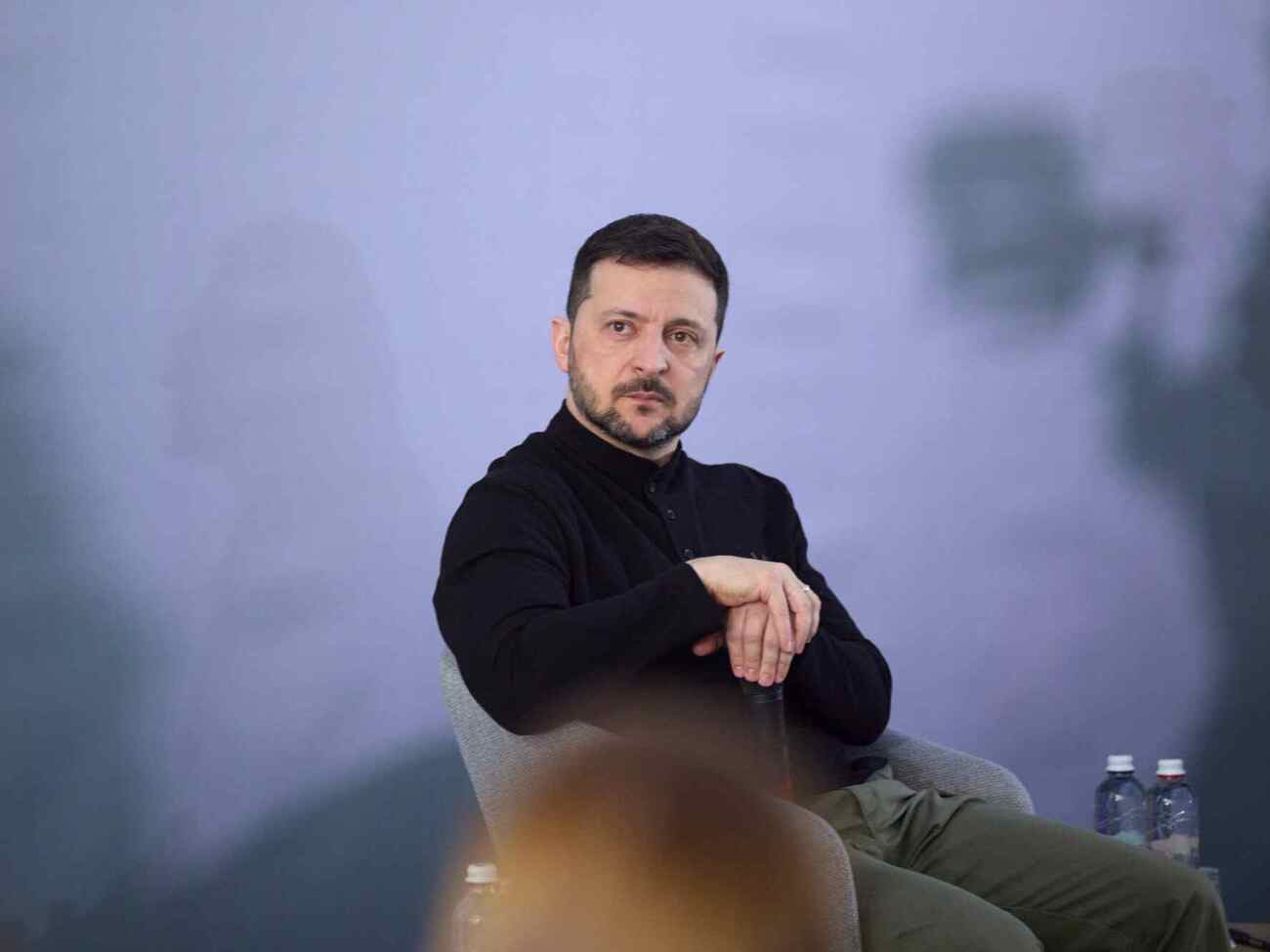 Зеленский отметил, что санкции против РФ должны оставаться