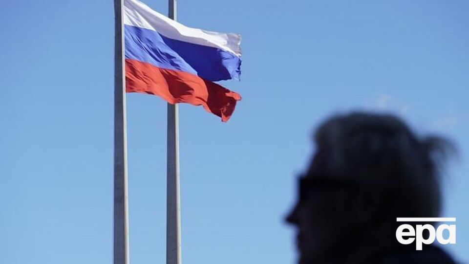 Заместитель министра финансов страны-агрессора России Иван Чебесков заявил, что правительство РФ до сих пор получает заявки от компаний относительно выхода с российского рынка